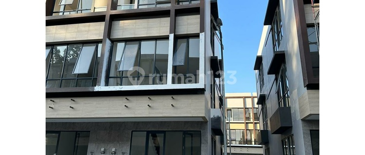 Quick Lease New 3-Storey Shop House Millennial Fresh From Developer 1