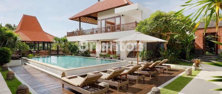 Luxury 6 Bedroom Villa Fully Furnishdi Shortcut Canggu 1