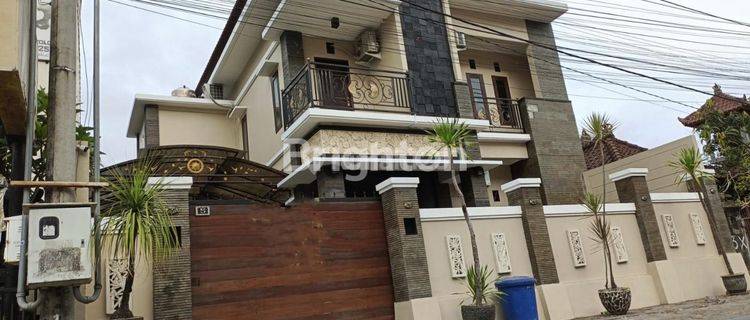 Villa Di Tengah Kota Fully Furnished 2 Lantai Di Kuta Utara 1