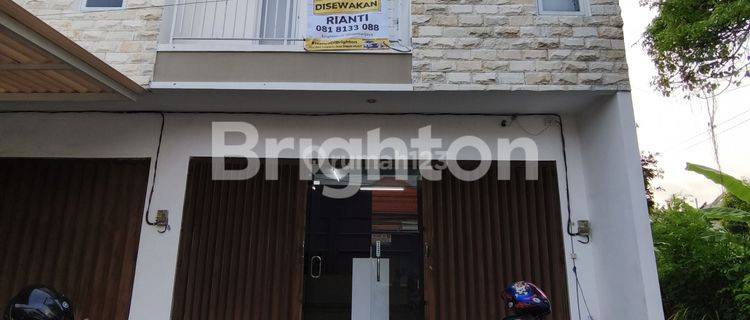 2-STOREY SHOPHOUSE ON THE SIDE OF A BUSY ROAD IN A HOOK POSITION 1