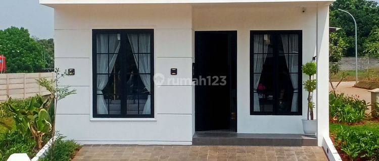 Rumah baru 2 lantai dekat pintu tol kotawisata cibubur  1