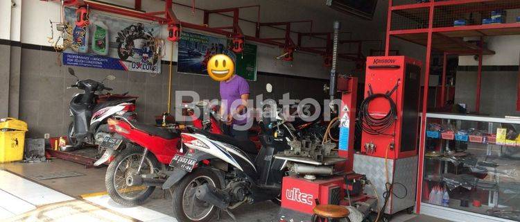 RUMAH HUNI TOKO KANTOR ALL IN ONE DI KEDIRI BANGUNAN MASIH BAGUS TERAWAT 1