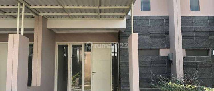 Rumah 2 lantai Menganti Puri Safira Regency 1