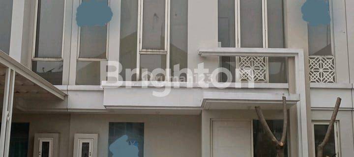 Rumah grand pakuwon tandes 2 kamar 1