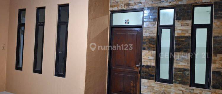 Rumah Siap Huni Taman Kopo  Indah 2 Strategis 1