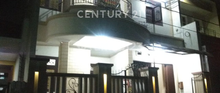 Beautiful House Ready to Live in East Semarang 1