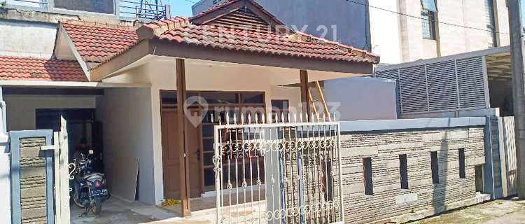 Ready-to-Occupy New House in Taman Holis Indah, Bandung 1