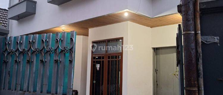 Rumah Semi Gudang 2 Lantai Di Sayap Tegalega  1