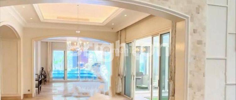 RUMAH MEWAH BARU , SURABAYA, SEBELAH MALL GALAXY JL KERTA JAYA INDAH TIMUR, RUMAH BESAR, FURNISHED, LT 1000M² 1