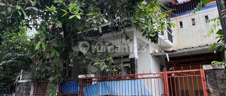 Rumah 2 Lt Luas 135M di Kayu Putih Pulogadung Jaktim , Cash Only 1