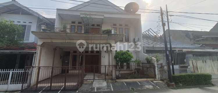 Rumah Modern 2 Lt Luas135m,jalan Pelikan,bintaro,lokasi Strategis,cash Only 1