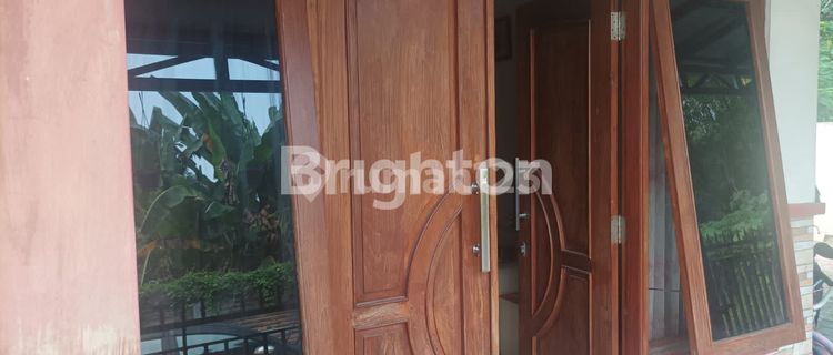 RUMAH DEKAT PADEPOKAN BAGONG KUSUDIHARJO 1