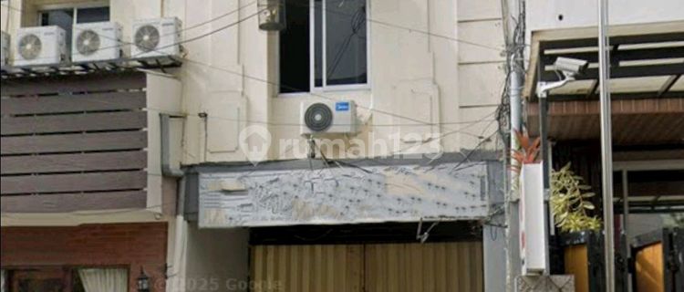 Ready-to-Use 3-Story Shop House in South Semarang 1