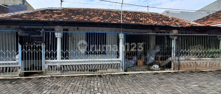 Land Calculation House. 2 Adjacent Terraced Houses. Suitable For Households, Boarding Houses, Etc. 1