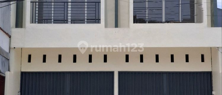 Ruko 2 Lantai Siap Pakai di Semarang Utara 1