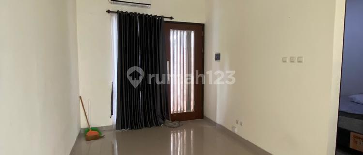 2-Storey Furnished House Ready to Use in Pandanaran Hills 1