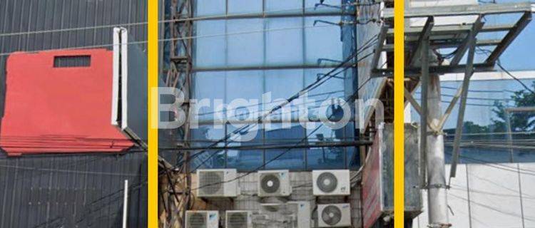 RUKO 5 LANTAI ISTIMEWA DI SEMARANG TENGAH. LOKASI STRATEGIS DI KOMPLEK PERTOKOAN 1