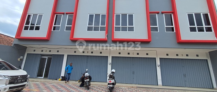 Shop House for Rent, Highly Strategic Location Re Martadinata 1