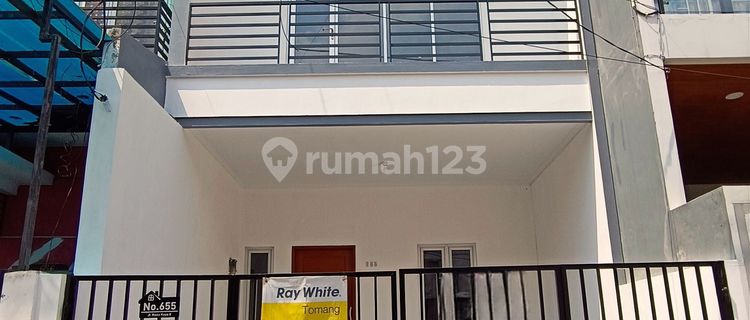 3-Story House Near Tomang Raya Business District 1