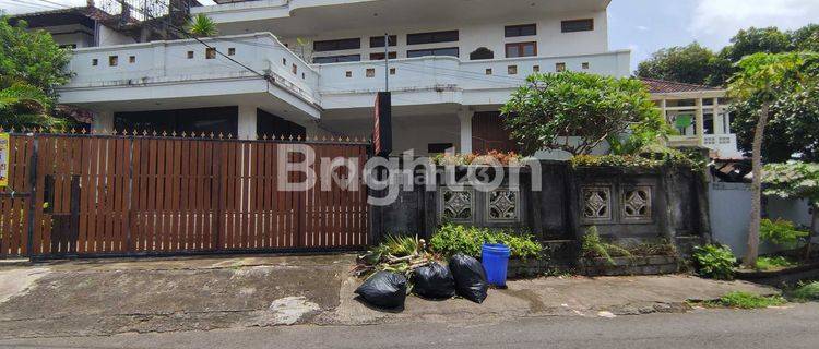 RUMAH KOST MEWAH DI JALAN SOKA, KESIMAN 1