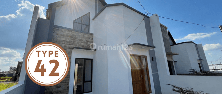 RUMAH MEZZANINE DEKAT GOR JOMBOR SUKOHARJO RUMAH MURAH TIMUR BRI TORIYO 1