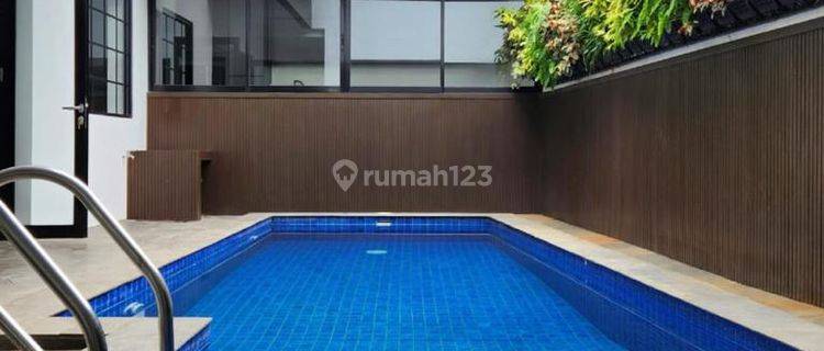 Dijual Rumah Split Level di Cluster Mewah BSD Rumah Semi Furnished Baru 1