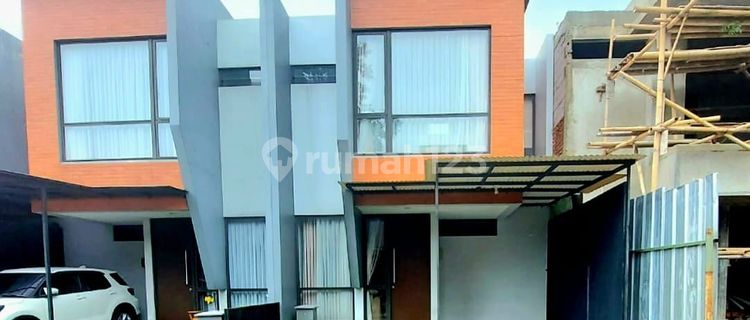 Rumah 2 lt rapih kondisi furnished di Bintaro Sektor 7 1