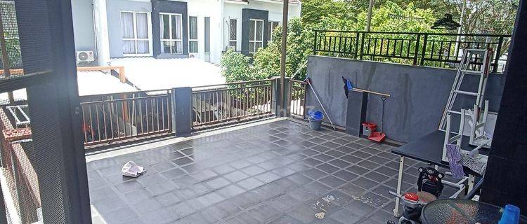 Rumah Siap Huni Sudah Renovasi Banguan 21/2 Lt Semi Furnish Di.graha Rsya 1