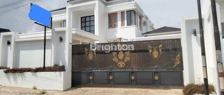 Rumah Megah di kawasan kota Elite JAmbi 1