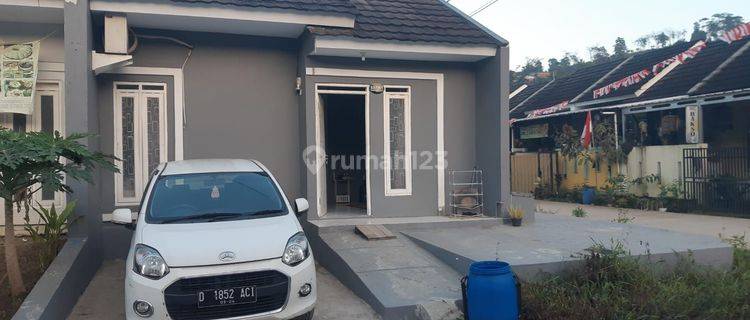 Rumah Siap Huni di Komplek Bentang Residence dekat IKEA KBP 1