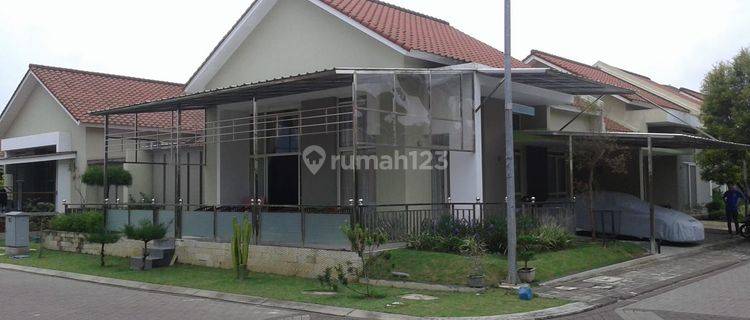 Rumah Siap Huni di Komplek Kota Baru Parahyangan dekat IKEA 1