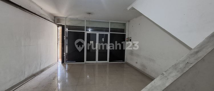 For Rent: Strategic Shop House on AH Nasution 1