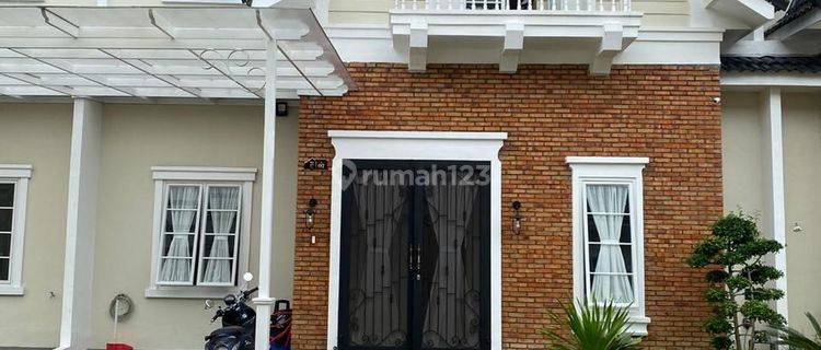 Dijual Rumah Mewah Full Furnish Komplek Mercy di Medan Johor, Medan Johor 1