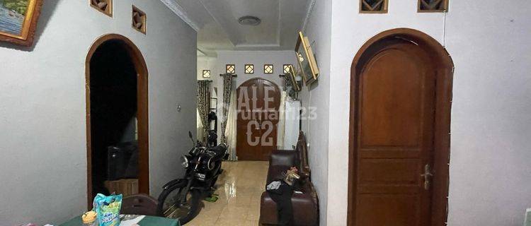 Dijual Rumah 2 Lantai di Komplek Pancoran Mas, Depok Jaya 1