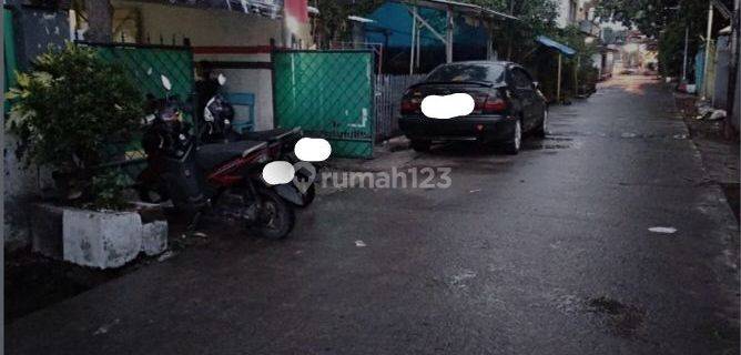 Rumah Strategis Nyaman di Karasak Astanaanyar Bandung  1