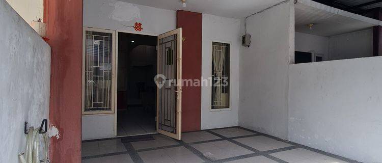 Rumah 2 Lantai Daerah Gatot Subroto. Komplek Cendrawasih Townhouse 1