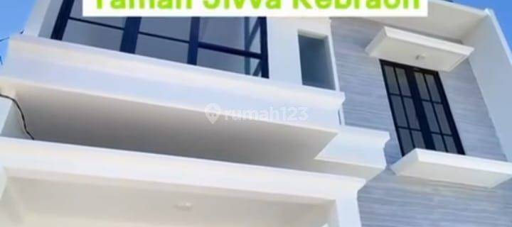 Rumah American Classic 2lt Di Taman Jivva Kebraon, Surabaya Barat 1