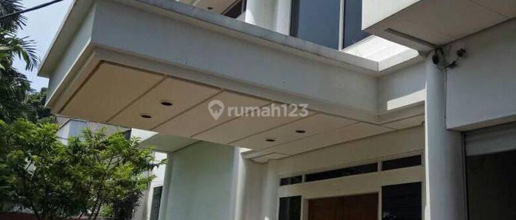 Rumah Besar Modern Siap Huni Di Kebayoran Baru Jakarta Selatan 1