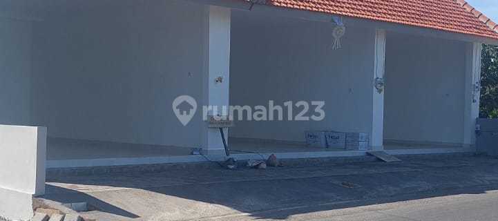 For Rent - Strategic Shophouse in Canggu 1