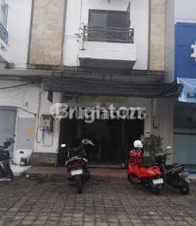 Strategic 3-Story Shop House Suitable for Office or Business 1