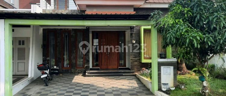 Rumah Mewah 2 Lantai Dekat Undip.& Tol Banyumanik  1
