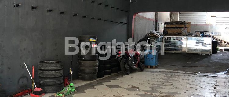 SHOPHOUSE/BUILDING, STRATEGIC LOCATION ZERO MAIN ROAD KEDUNGMUNDU, READY TO USE 1