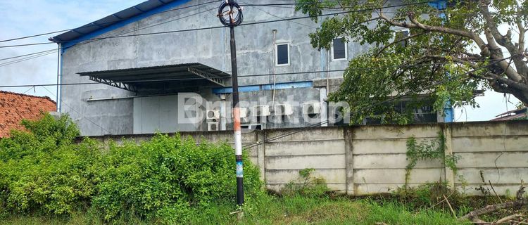 PABRIK / GUDANG YANG STRATEGIS DI KURIPAN KARANGAWEN 1