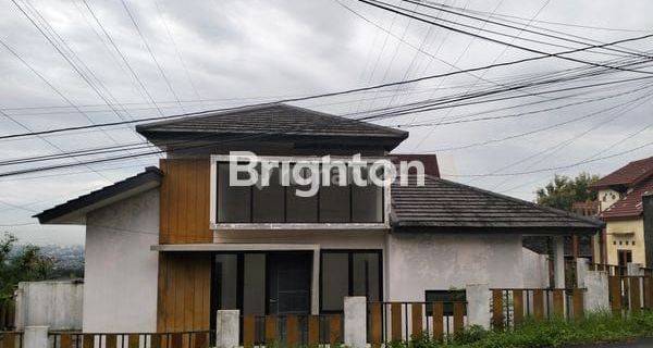 RUMAH BARU SEMI CLUSTER BELUM PERNAH DITEMPATI TENANG BEBAS BANJIR 1