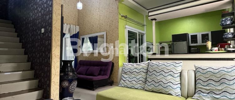 A NICE BEAUTIFUL HOUSE IN THE SEMARANG ATAS HOUSING ESTATE WITH COOL AND PEACEFUL AIR. 1