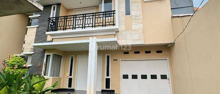 Disewakan Rumah 2 Lantai Single House Di Kemang Jakarta Selatan  1