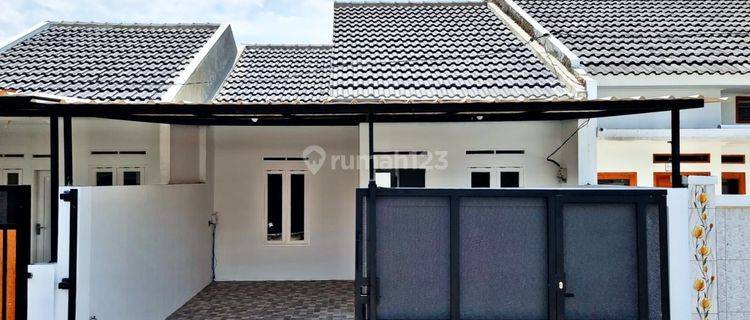 Rumah Minimalis Modern Di Bandung Lokasi Strategis 1