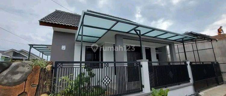 Jual Rumah Minimalis Modern Bebas Banjir Dibandung 1