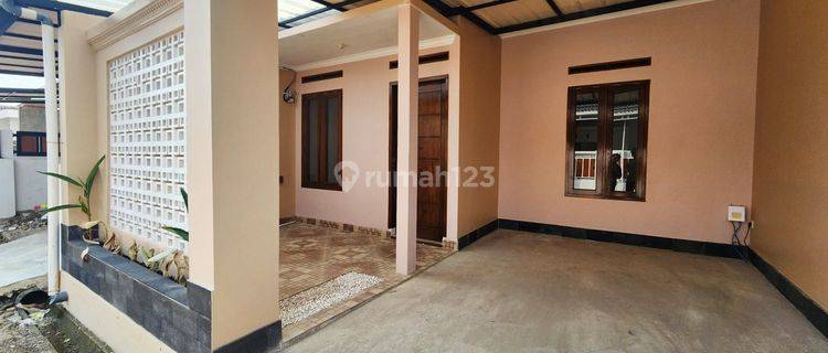 Jual Rumah Minimalis Modern Bebas Banjir Dibandung 1