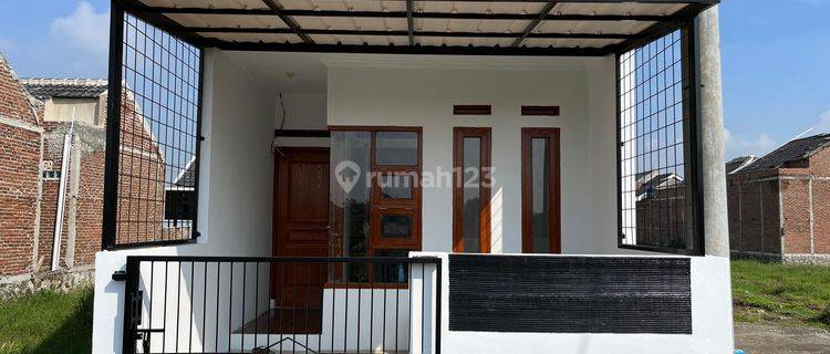 Jual Rumah Minimalis Modern Bebas Banjir Dibandung 1